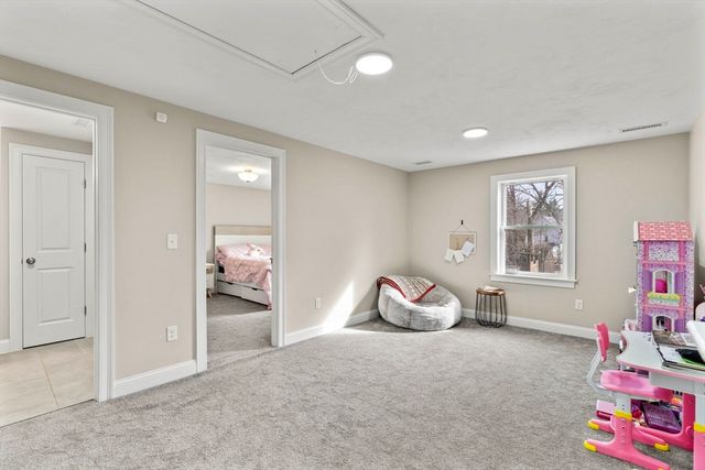 1 Adelman Rd, Wilmington, MA 01887