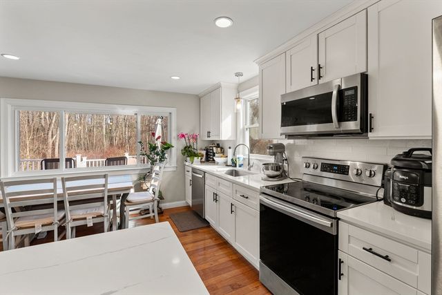 1 Adelman Rd, Wilmington, MA 01887