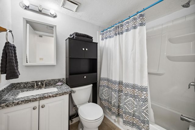 11447 W Travelers Way Circle, Houston, TX 77065