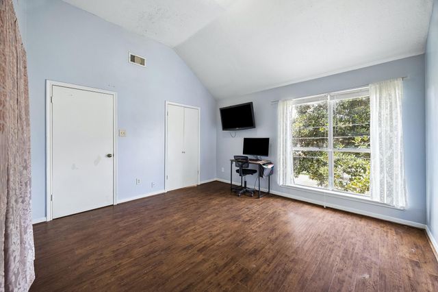 11447 W Travelers Way Circle, Houston, TX 77065