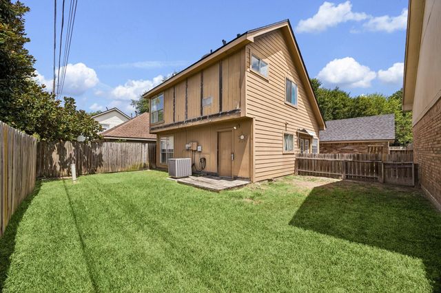 11447 W Travelers Way Circle, Houston, TX 77065