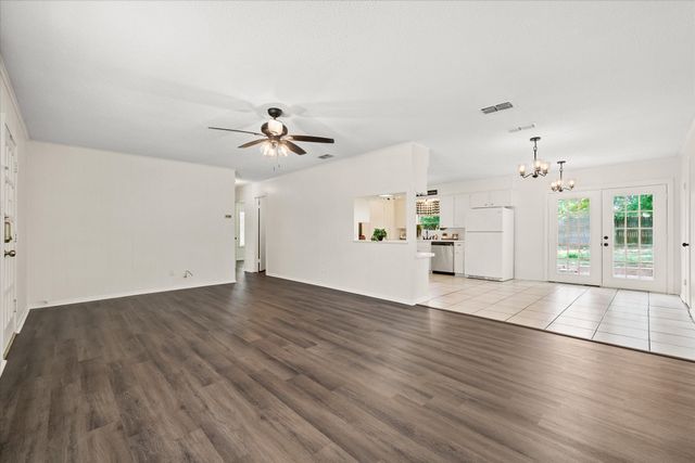1890 Stacey Street, Canton, TX 75103