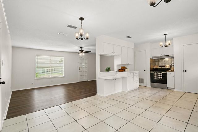 1890 Stacey Street, Canton, TX 75103