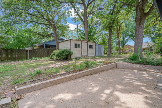 1890 Stacey Street, Canton, TX 75103