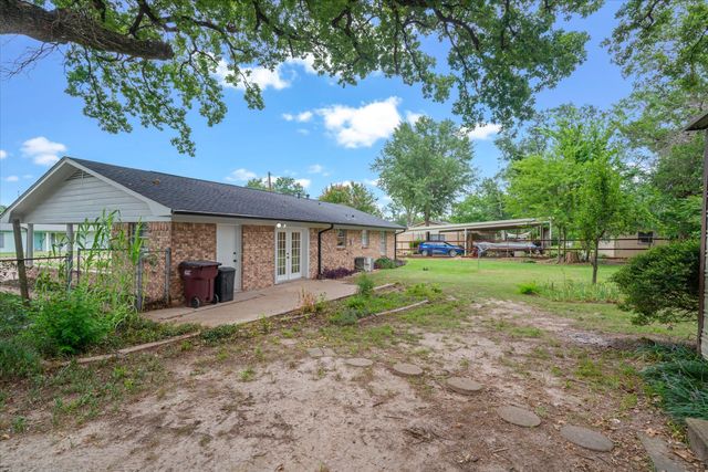 1890 Stacey Street, Canton, TX 75103