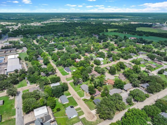 1890 Stacey Street, Canton, TX 75103