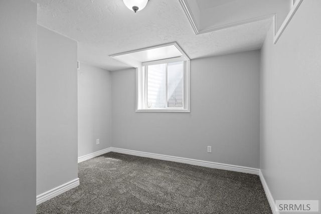568 Falls Drive, Idaho Falls, ID 83401