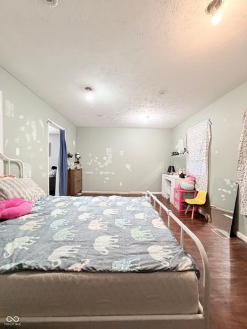 3706 Hillside Avenue, Indianapolis, IN 46218