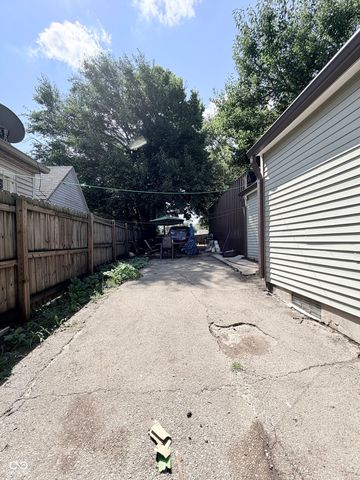 3706 Hillside Avenue, Indianapolis, IN 46218