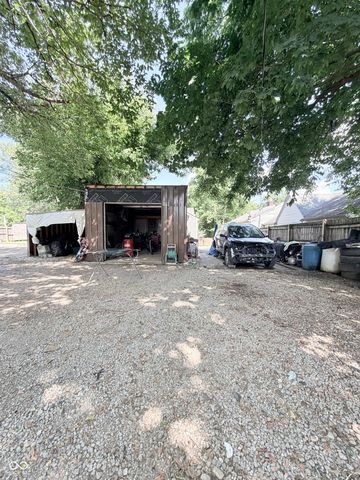 3706 Hillside Avenue, Indianapolis, IN 46218