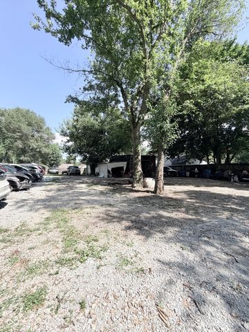 3706 Hillside Avenue, Indianapolis, IN 46218