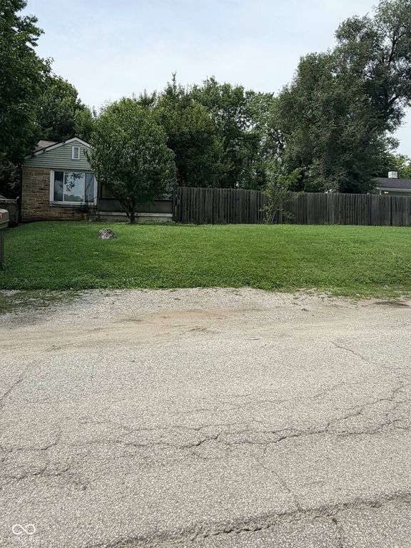 3706 Hillside Avenue, Indianapolis, IN 46218
