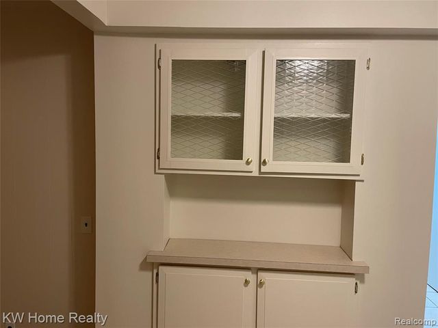 20360 Wildhern Street, Southfield, MI 48076