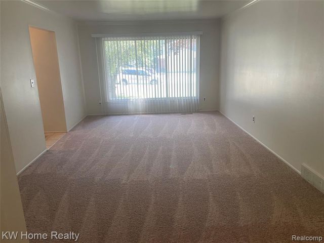 20360 Wildhern Street, Southfield, MI 48076