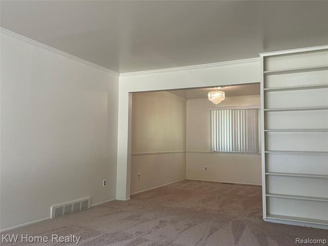 20360 Wildhern Street, Southfield, MI 48076