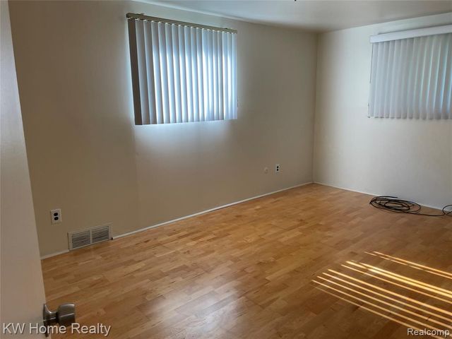 20360 Wildhern Street, Southfield, MI 48076