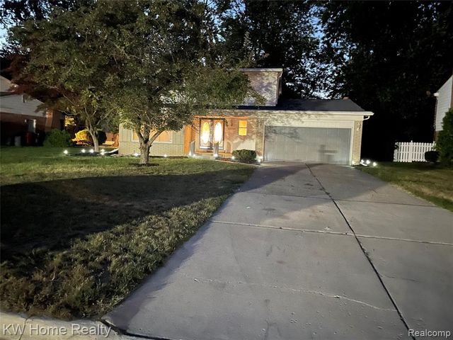 20360 Wildhern Street, Southfield, MI 48076
