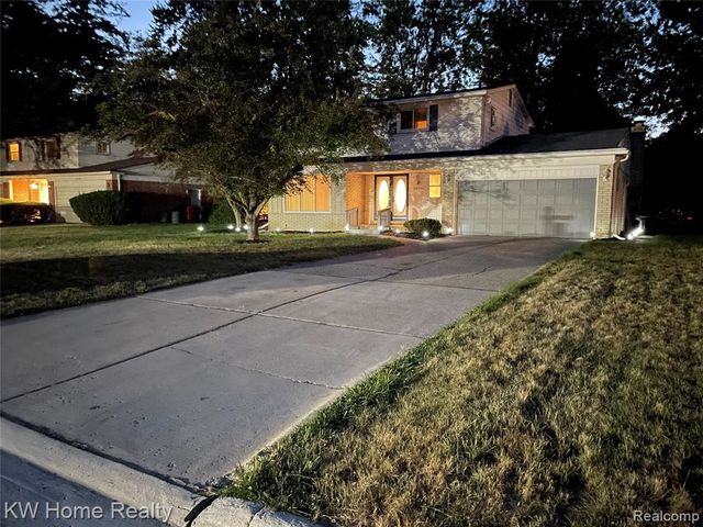 20360 Wildhern Street, Southfield, MI 48076