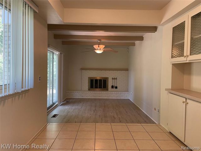 20360 Wildhern Street, Southfield, MI 48076