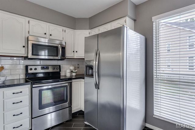 1632 Whispering Creek Drive, Ballwin, MO 63021