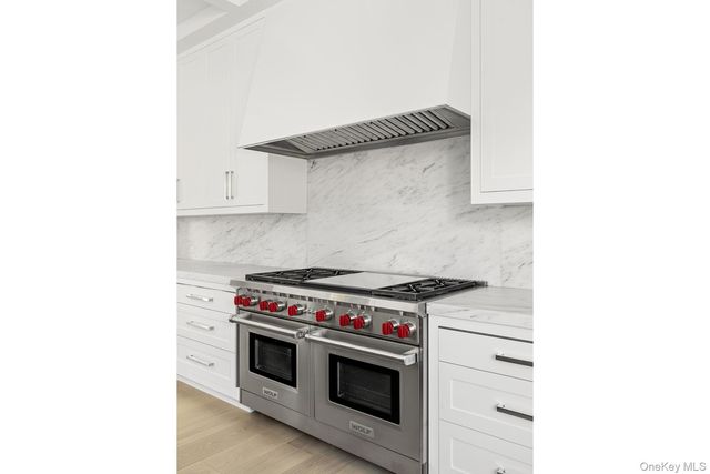 361 Mitchell Lane, Bridgehampton, NY 11932