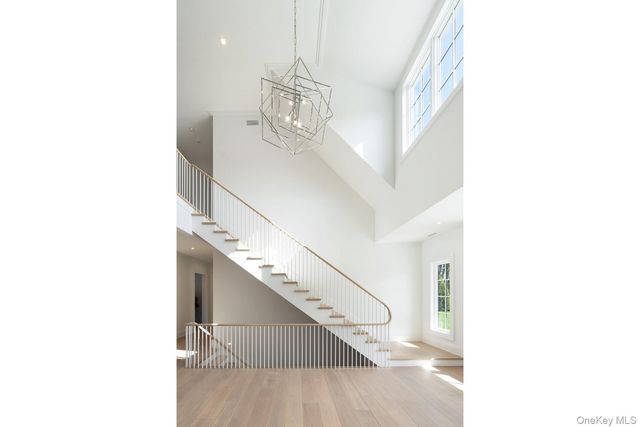 361 Mitchell Lane, Bridgehampton, NY 11932