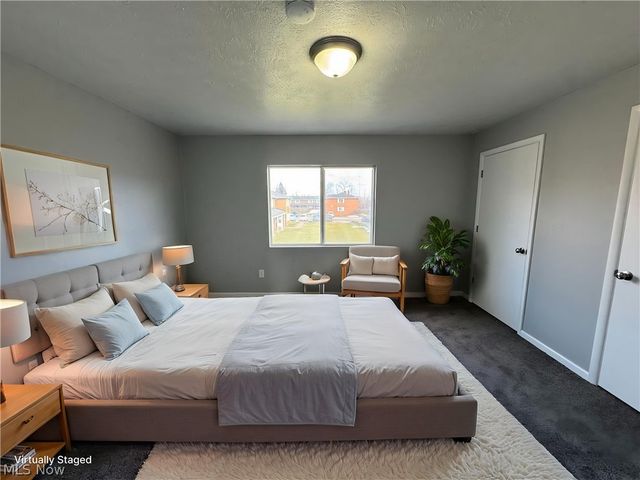 4878 Banbury Court 12, Warrensville Heights, OH 44128