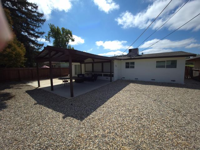 7213 Chesline Dr, Citrus Heights, CA 95621