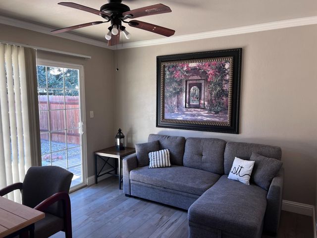 7213 Chesline Dr, Citrus Heights, CA 95621
