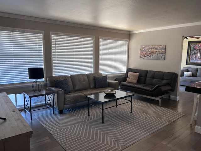 7213 Chesline Dr, Citrus Heights, CA 95621
