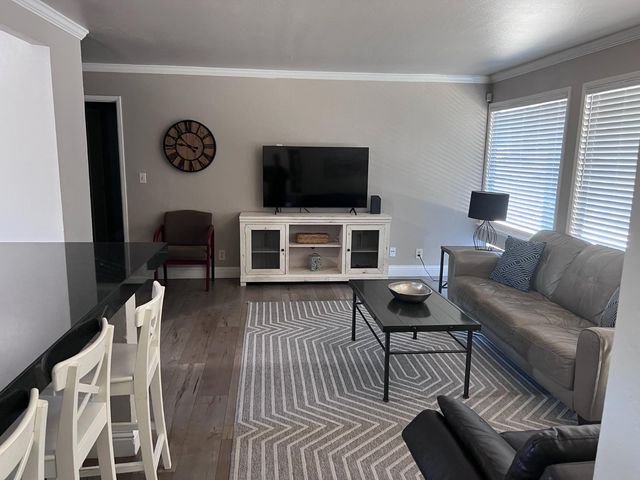 7213 Chesline Dr, Citrus Heights, CA 95621