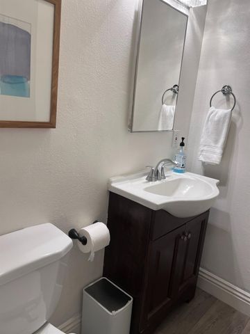 7213 Chesline Dr, Citrus Heights, CA 95621