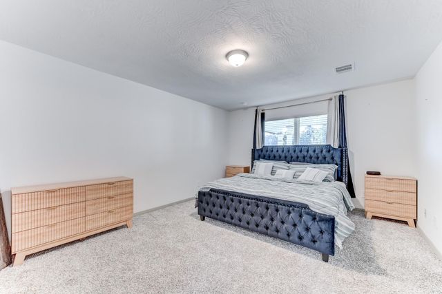 204 Shoreview Drive, Conroe, TX 77303