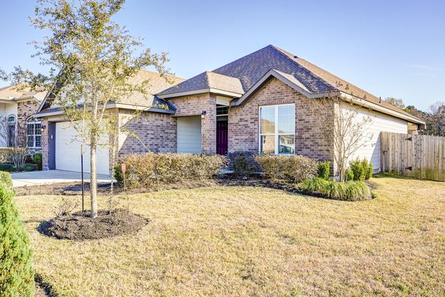 204 Shoreview Drive, Conroe, TX 77303