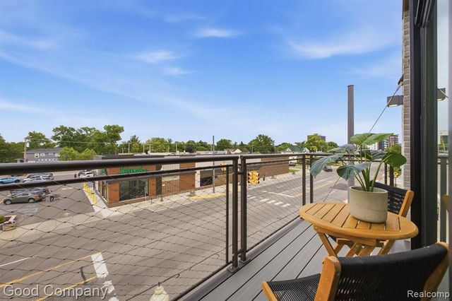 110 Austin Avenue 301, Royal Oak, MI 48067