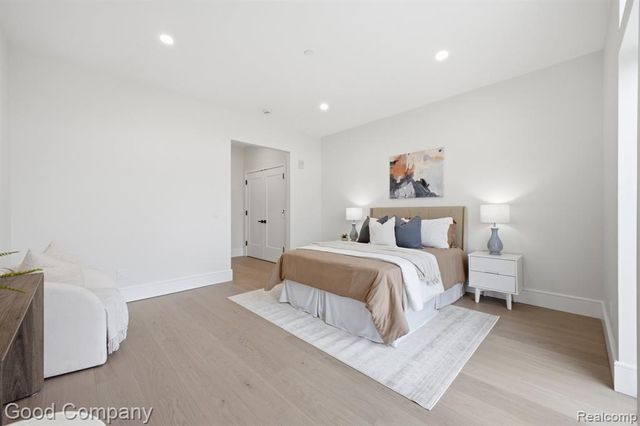 110 Austin Avenue 301, Royal Oak, MI 48067