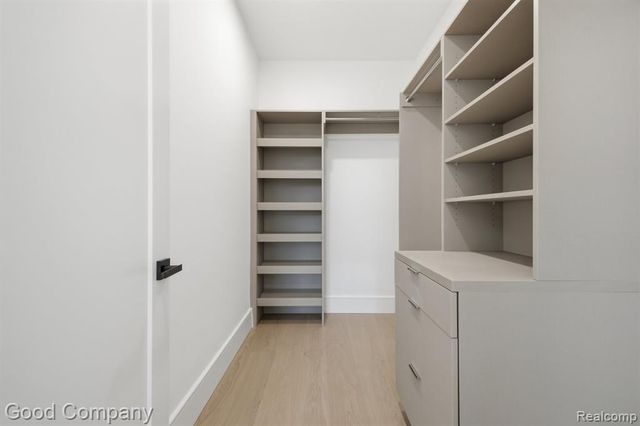 110 Austin Avenue 301, Royal Oak, MI 48067