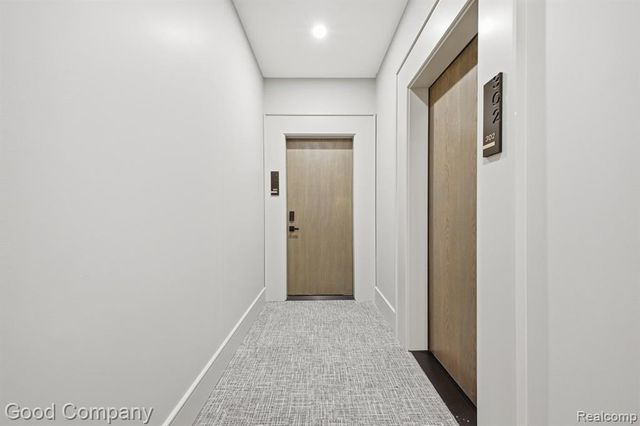 110 Austin Avenue 301, Royal Oak, MI 48067