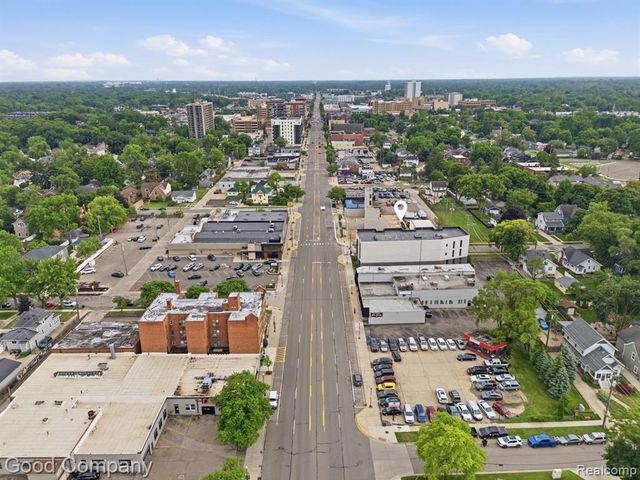 110 Austin Avenue 301, Royal Oak, MI 48067