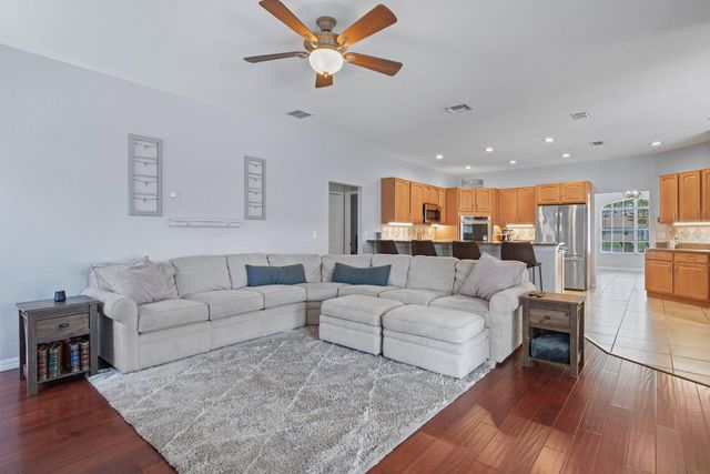 19808 SEAVIEW STREET, Orlando, FL 32833