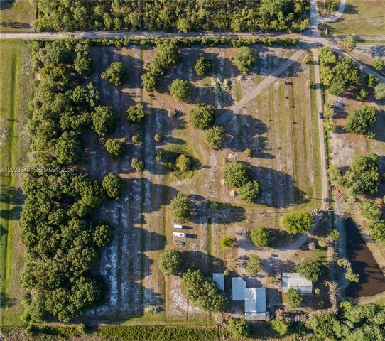 3880 Packinghouse Road, Alva, FL 33920