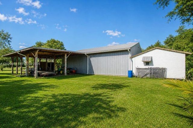 3880 Packinghouse Road, Alva, FL 33920