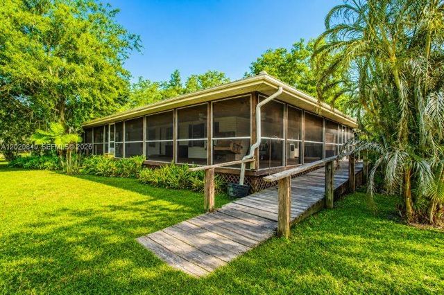 3880 Packinghouse Road, Alva, FL 33920