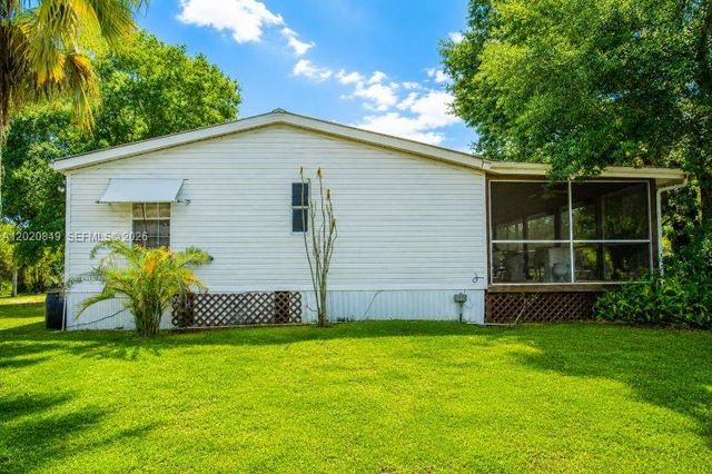 3880 Packinghouse Road, Alva, FL 33920