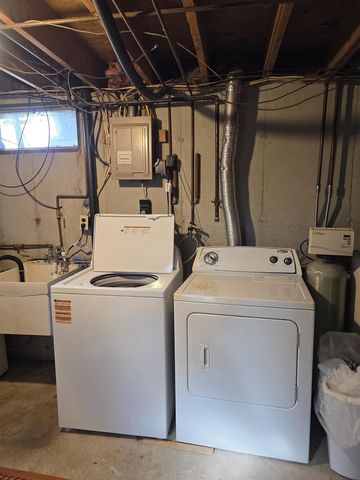 873-875 Lincoln Avenue, Prairie Du Sac, WI 53578