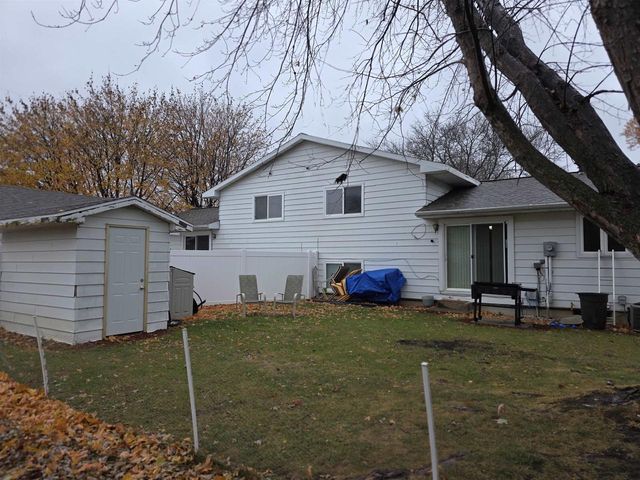 873-875 Lincoln Avenue, Prairie Du Sac, WI 53578