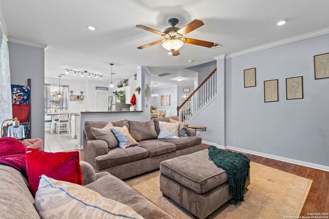 2730 Trinity Fls, San Antonio, TX 78261