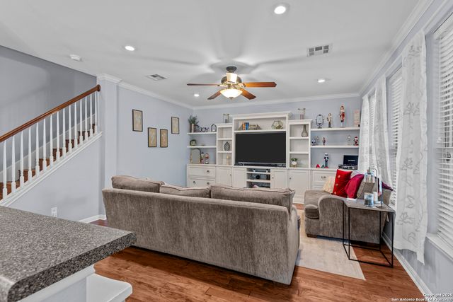 2730 Trinity Fls, San Antonio, TX 78261