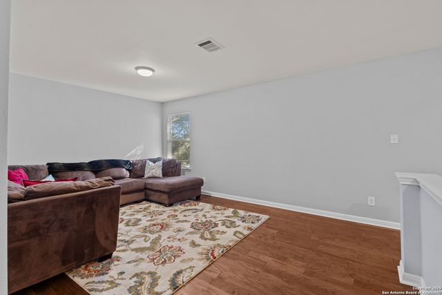 2730 Trinity Fls, San Antonio, TX 78261