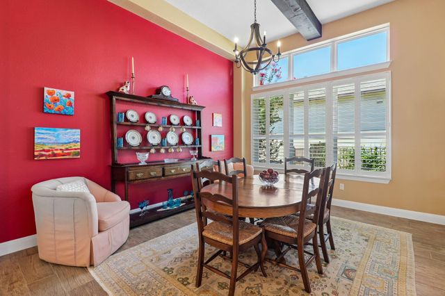 326 Mendocino LN, Austin, TX 78737